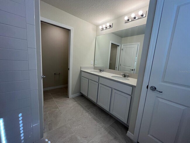 Building Photo - 4563 Cypress Cay Wy