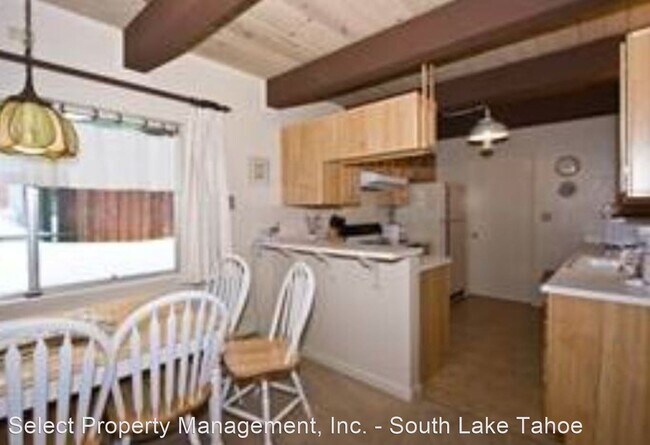 Building Photo - 3 br, 2 bath House - 479 Capri Dr