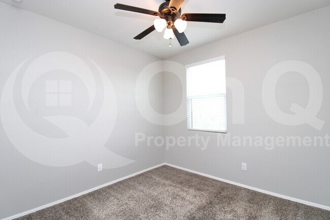 Building Photo - 36386 W Mallorca Ave