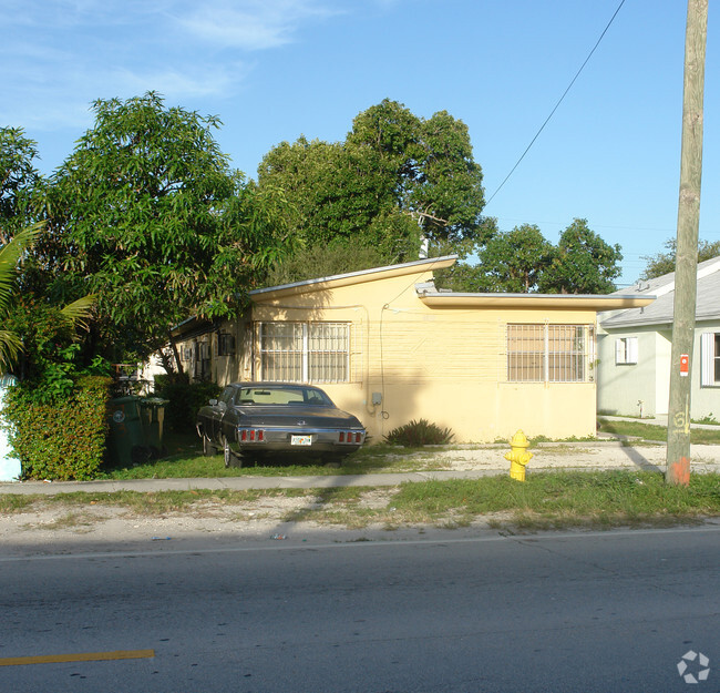 Building Photo - 6820 NW 2nd Ave