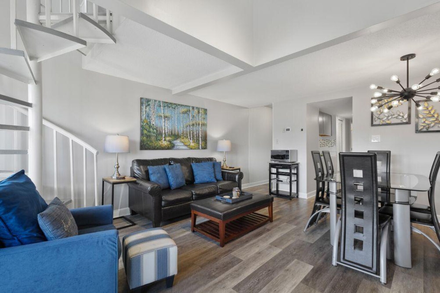 Building Photo - 1260 Ski View Dr