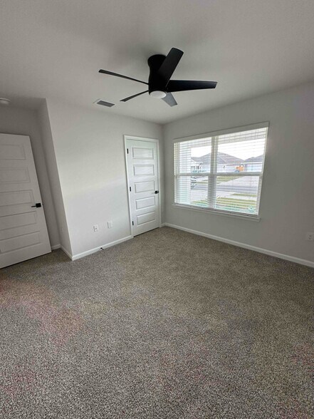 Building Photo - 5136 Rivergrass Dr