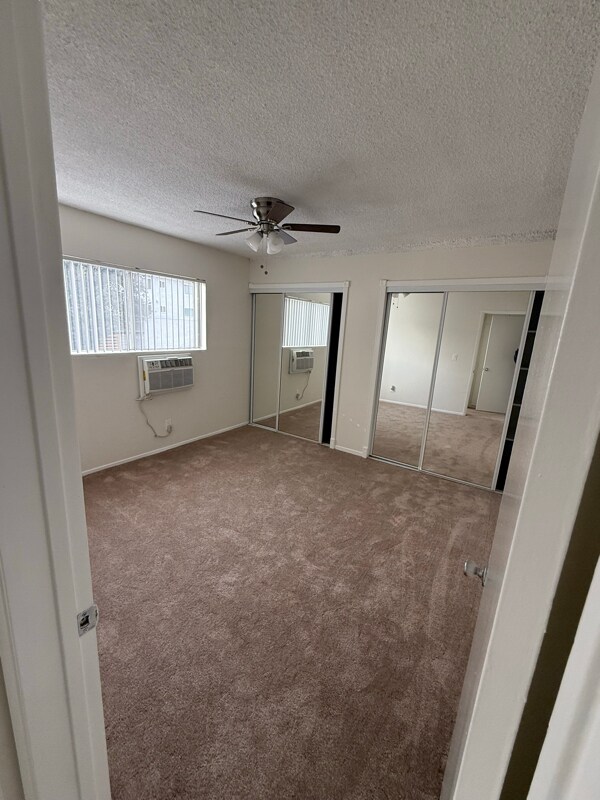 Building Photo - 999 Locust St