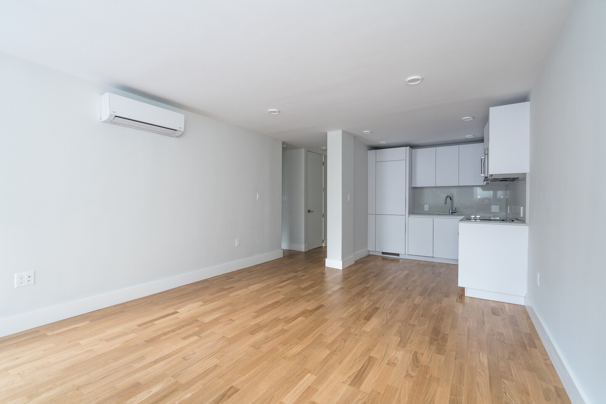 Building Photo - 334 Harvard St