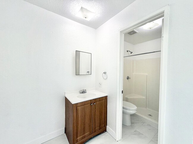 Building Photo - PS T 66369