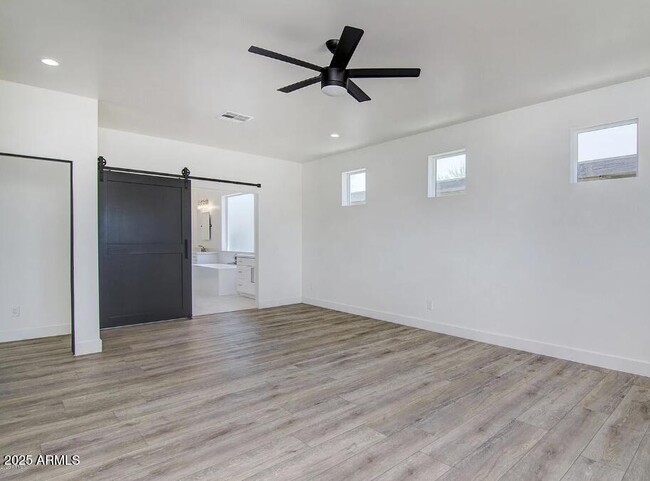 Building Photo - 7748 N 13th Pl