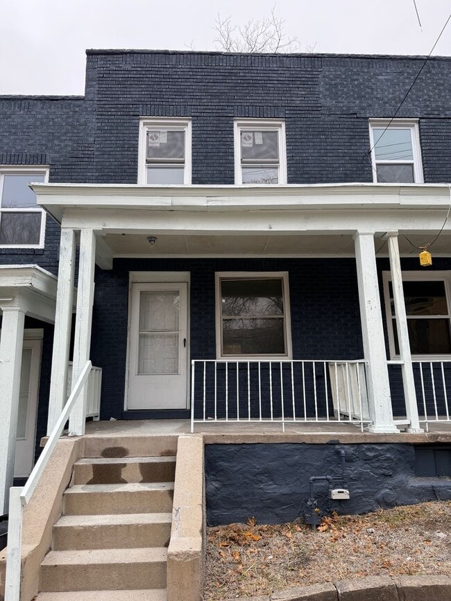 Primary Photo - Charming 2-Bedroom Townhome in Lincoln-Larimer – Pittsburgh, PA