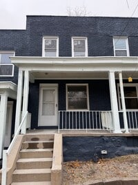 Building Photo - Charming 2-Bedroom Townhome in Lincoln-Larimer – Pittsburgh, PA