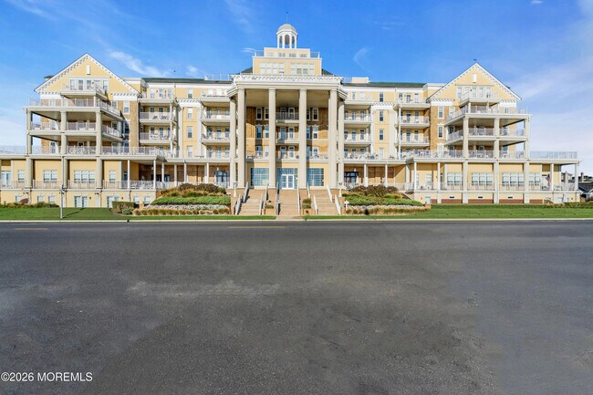 Building Photo - 700 Ocean Ave N
