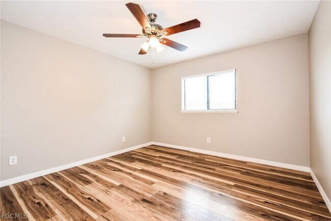 Building Photo - 1923 NE 27th Terrace