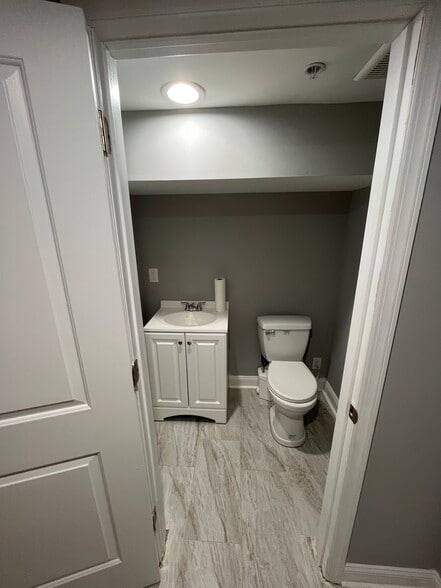 Building Photo - 873 Perkiomen St