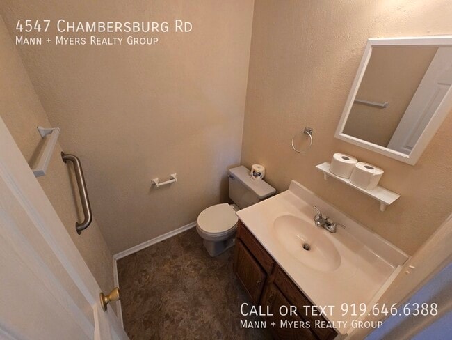 Building Photo - 4547 Chambersburg Rd