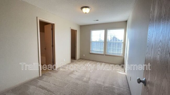 Building Photo - 4419 NE 83rd St