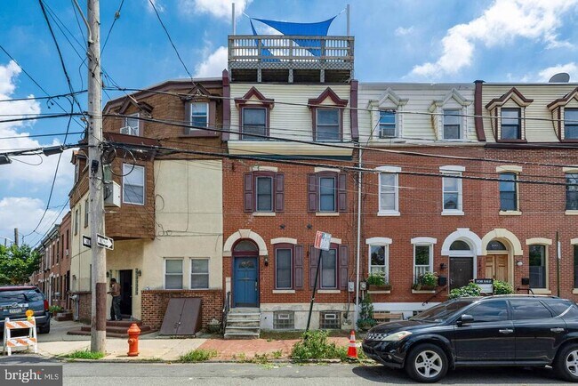 Building Photo - 2439 Grays Ferry Ave