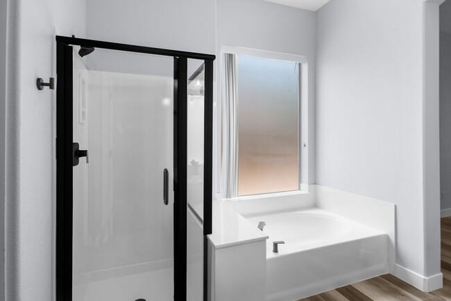 Building Photo - $2,500 Lovely Gilbert Rental Home With 2.5 Garage-3 bedrooms-2 Baths!