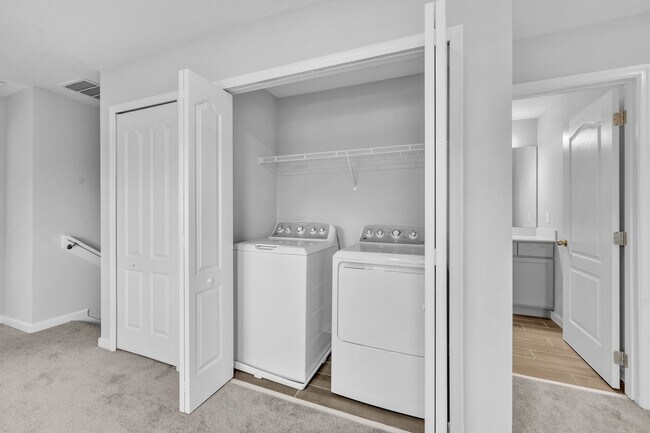 Building Photo - Lake Nona Townhome