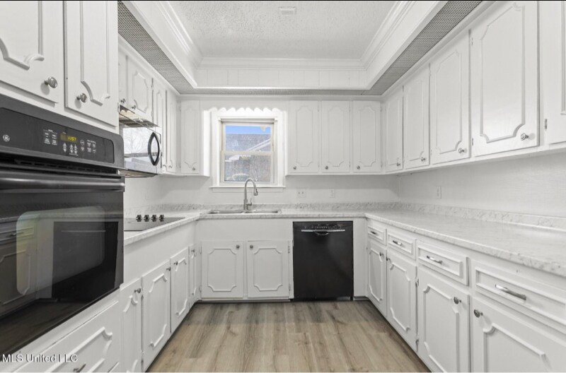 Building Photo - 5110 Rivermont Dr