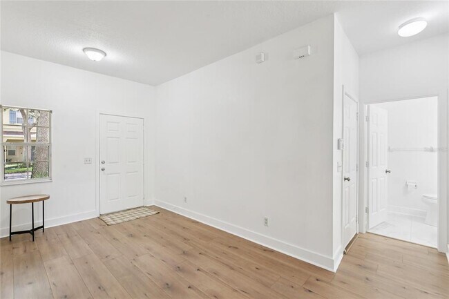 Building Photo - 9225 Stone River Pl