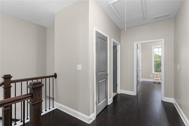 Building Photo - 308 Coalter Wy