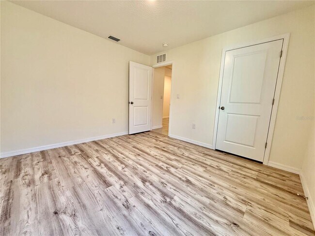 Building Photo - 4119 Autumn Amber Dr