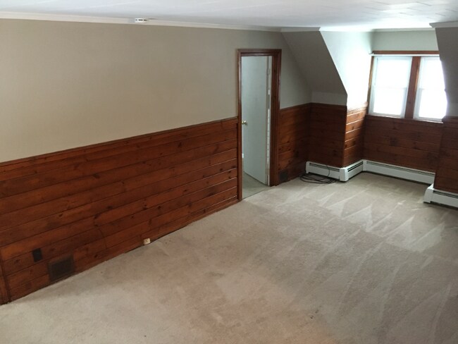 Building Photo - 2 Burdon St