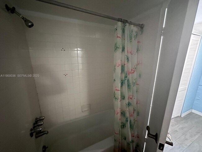 Building Photo - 26 Diplomat Pkwy