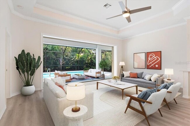 Building Photo - 700 Silk Oak Dr