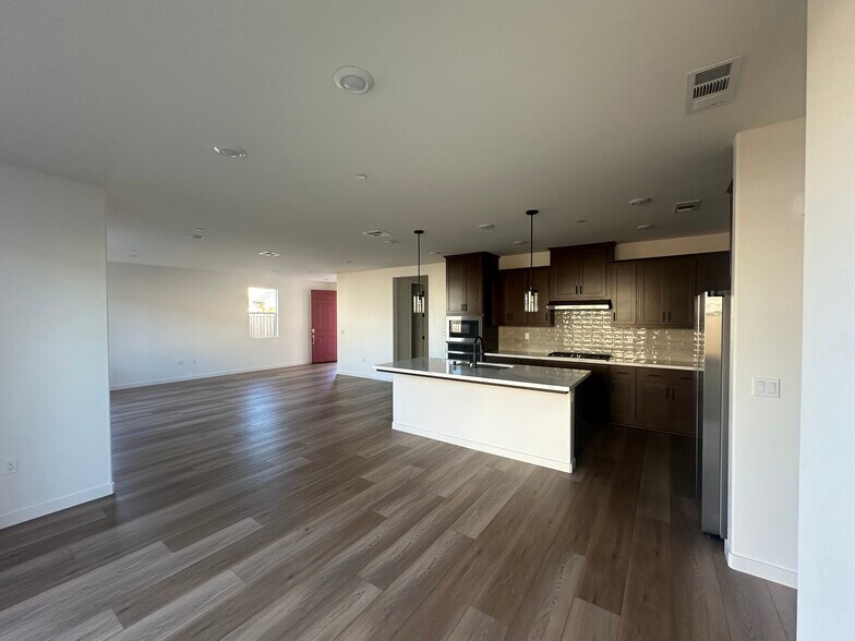 Building Photo - 5481 Dunnigan Hills Ln