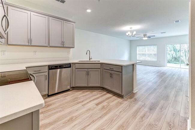 Building Photo - 2365 Carrabelle Wy