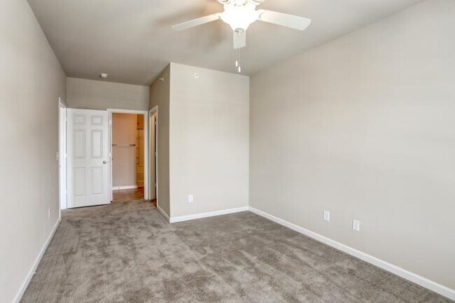 Building Photo - 2 bedroom in Spartanburg, SC SC 29301