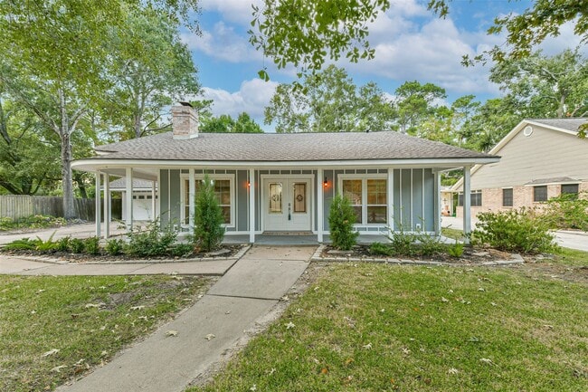 Primary Photo - 605 Kings Ct