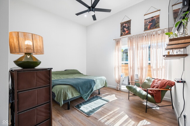 Building Photo - 318 N Tacoma Ave