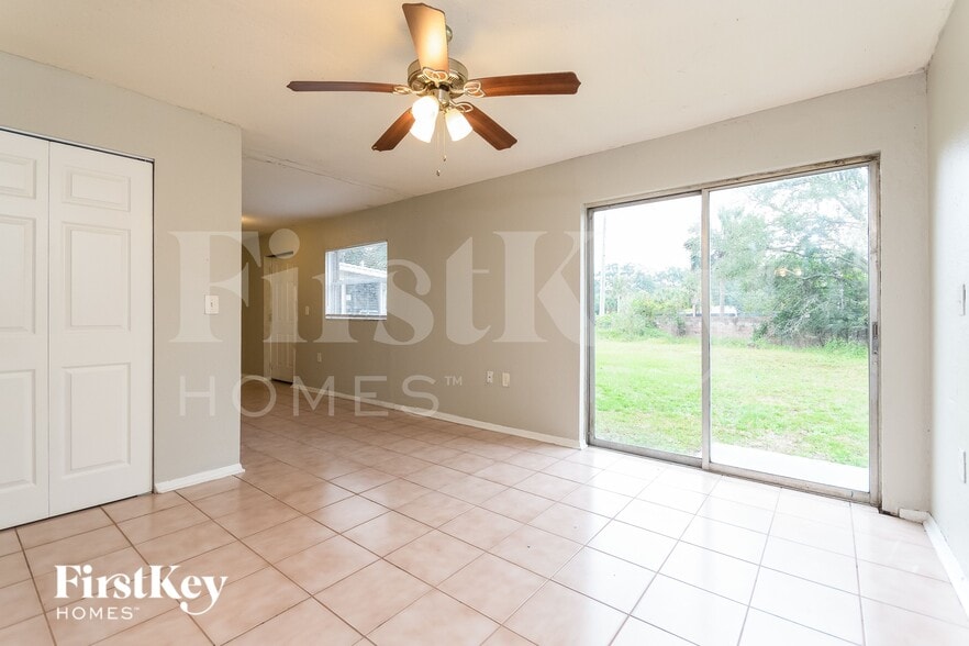 Building Photo - 431 Gilman Cir