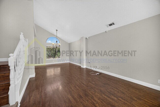 Building Photo - Spacious 4-Bedroom Retreat with 2.5 Baths