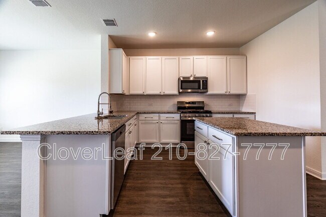 Building Photo - 6618 Cibolo Springs