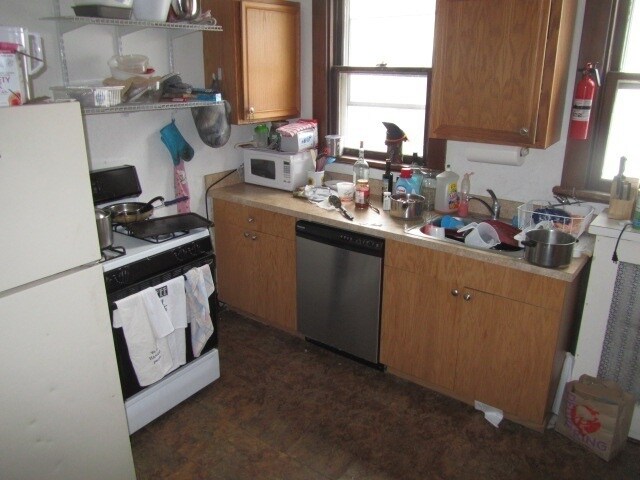 Building Photo - 209 Ontario St