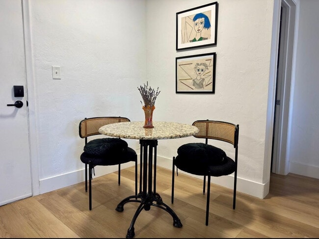 Building Photo - 299 SW 7th St