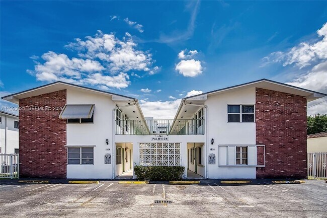 Building Photo - 1824 Monroe St