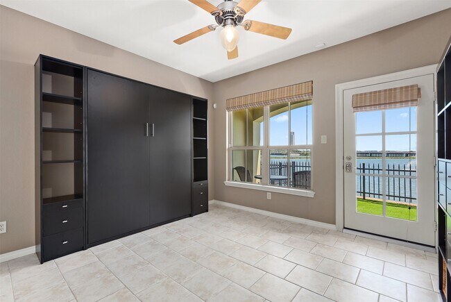 Building Photo - 17 Armand Shore Dr