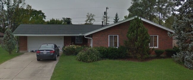 Building Photo - Check out this 3bdr, 2 bath ranch in Huber...