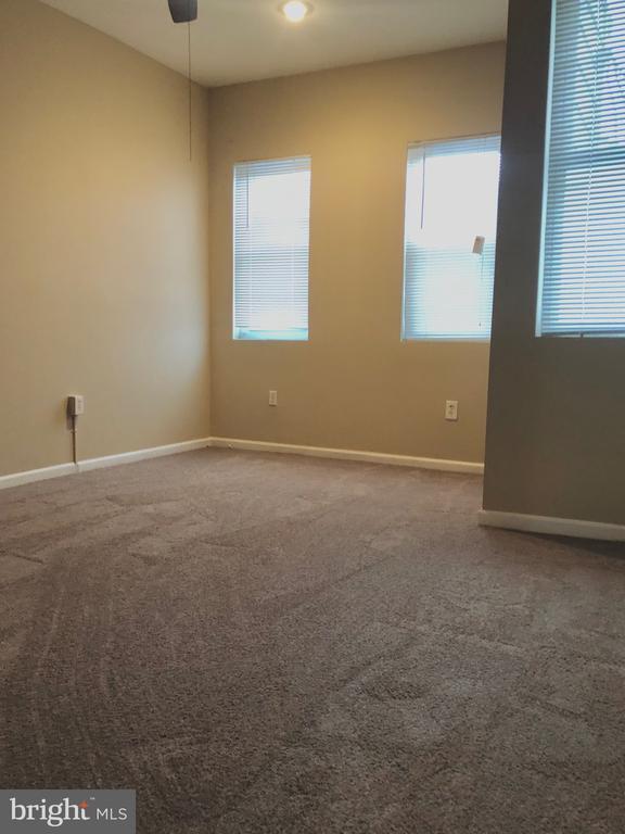 Building Photo - 3418 E Baltimore St