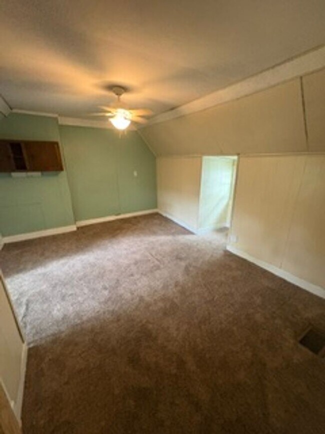 Building Photo - 4 bedroom single family home in Peoria for Rent