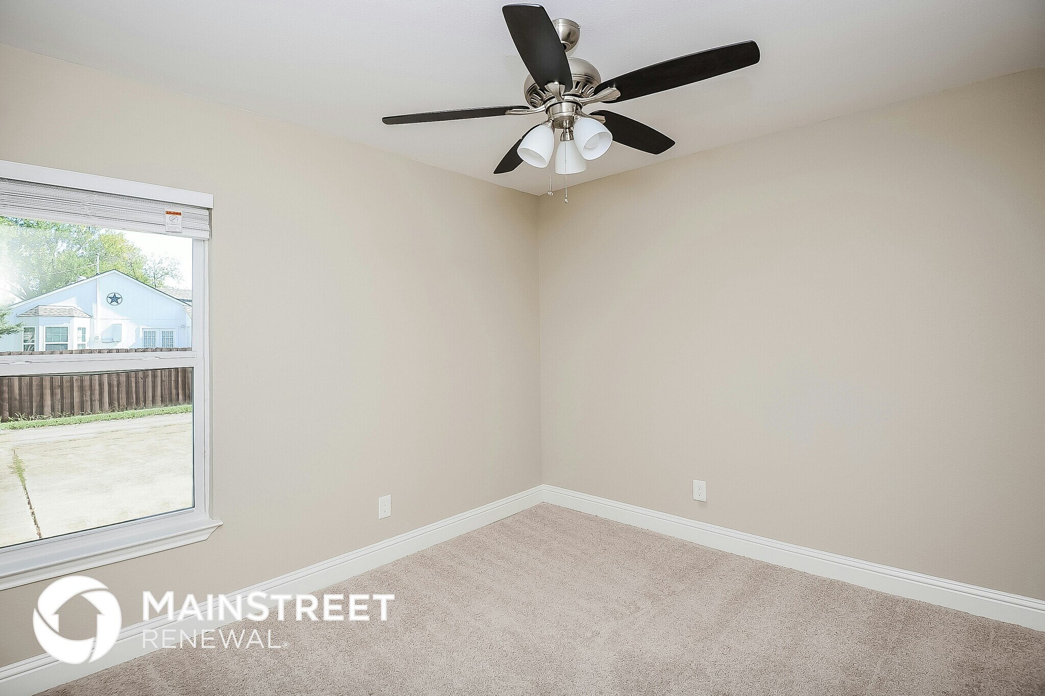 Building Photo - 4522 Horizon Dr