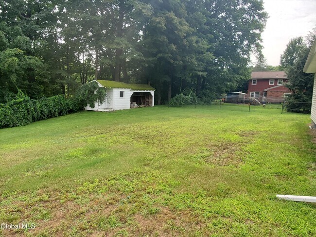 Building Photo - 45 Smith Bridge Rd