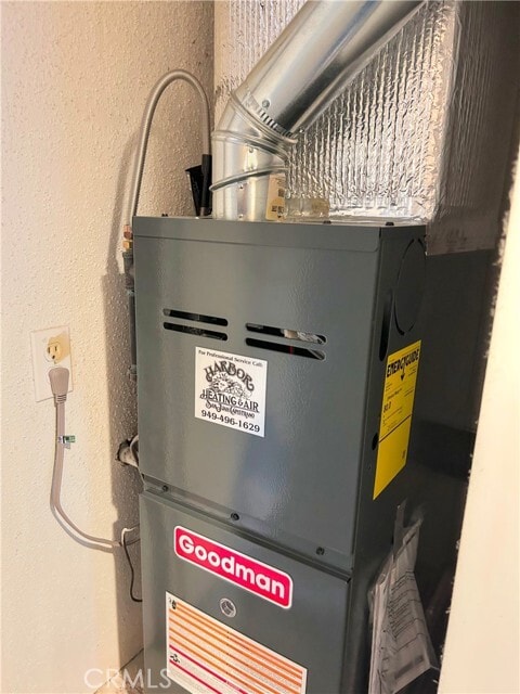 Building Photo - 33932 El Encanto Ave