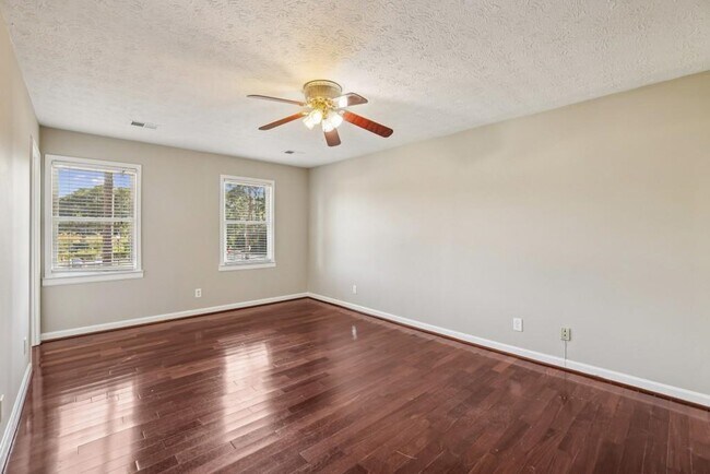Building Photo - 4972 Vermack Rd