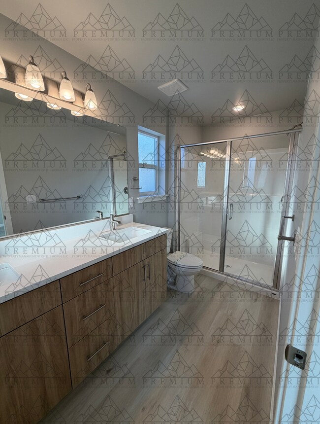 Building Photo - 1st MONTH FREE - 3 BED 2.5 BATH NEW BUILD!