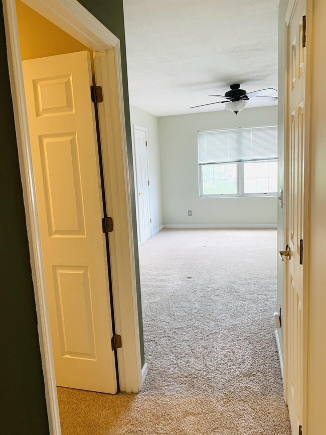Building Photo - 3985 S Cramer Cir