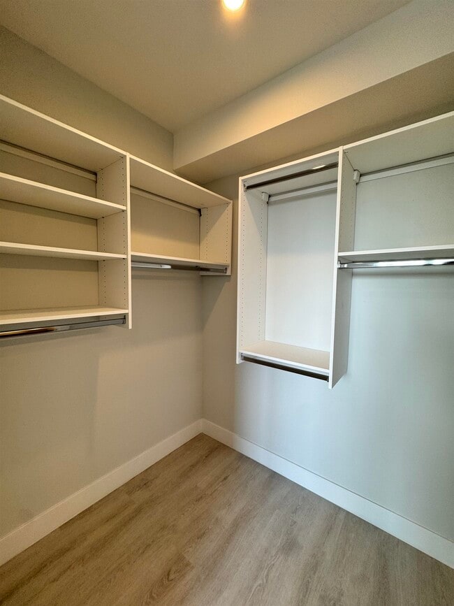 Building Photo - 40 Center St