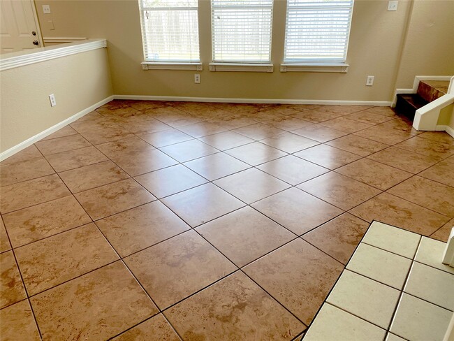 Building Photo - 15106 Western Skies Dr